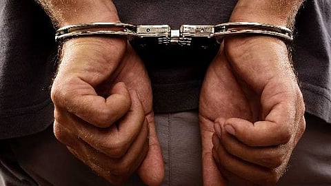 threat to political leaders police arrest accused pune mla mahesh landge avinash bagave