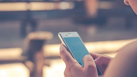 airtel, jio and vi 2gb daily data prepaid plans