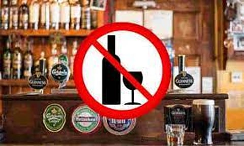 Only Three days liquor shop closed in Delhi