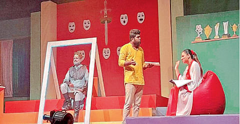 State Drama Competition drama Lear to live or die appreciated by audience