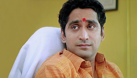 chinmay mandlekar