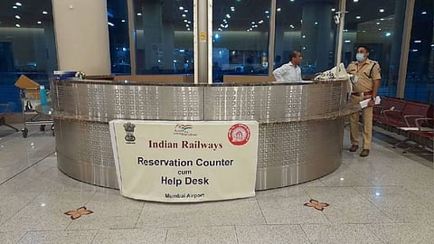 railway counter at Mumbai airport to help student