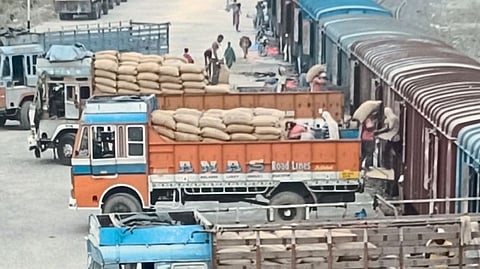 Fifteen thousand tons Transportation Attempt of Nanded Railway