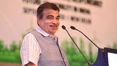 नागपूरकरांना मिळणार हवेतून उडणारी बस; नितीन गडकरींनी दिली माहिती