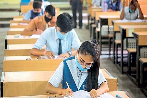 दहावीच्या परीक्षेवेळी सीसीटीव्ही कॅमेरे बंधनकारक