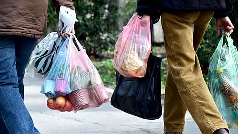 Bhiwandi News: पालिकेची धडक कारवाई; एकाच परिसरातून जप्त केले चारशे किलो प्लास्टिक