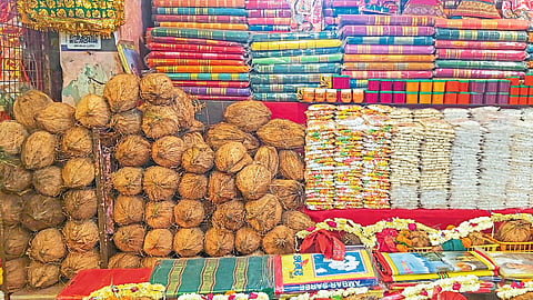 turnover of 30000 coconuts per day in chaitrotsav nashik news