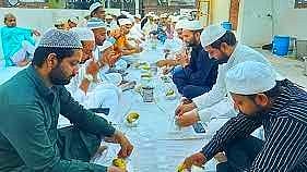 भिवंडीत पोलिसांतर्फे इफ्तार पार्टी