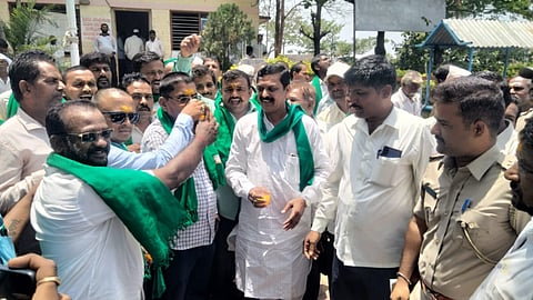 कोगनोळी : आश्वासनानंतर माजी सैनिकाचे उपोषण मागे