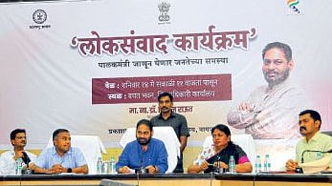 Nagpur Complaints of citizens in Guardian Minister public meeting