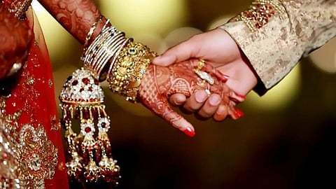 disadvantages of late marriage