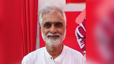 Dr. Uday Narkar