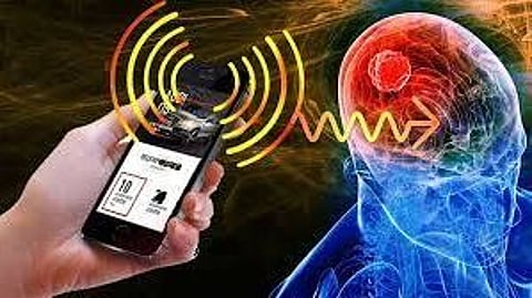 Akola over use of mobiles is dangerous for body