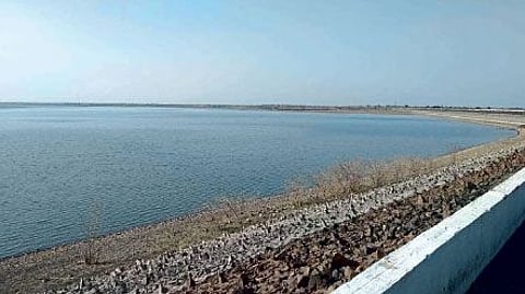 Latur 20% water storage depleted Status of 142 water project due to increasing temperature