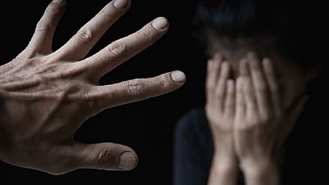 Nagpur Air Force officer sexually atrocition 15 year old girl