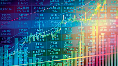 Bhushan Godbole writes large drop in share market Social media Invest with restraint