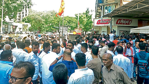 Shivsainik in Mumabi