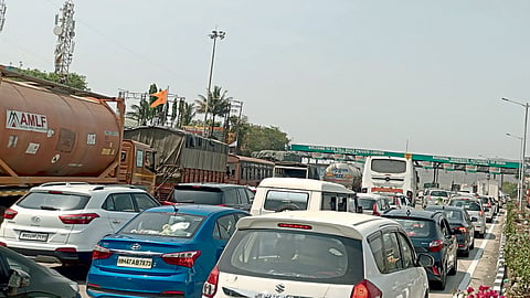 Khed Shivapur Toll Naka