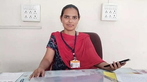 Deputy Tahsildar Asha Wagh News