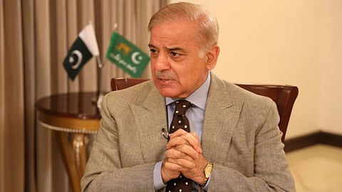 pakistan financial crisis Fruits cost more than fuel in Pakistan