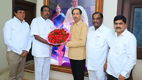 Former Junnar MLA Balasaheb Dangat met Shiv Sena chief Uddhav Thackeray