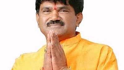 Hemant Godse Latest Marathi News