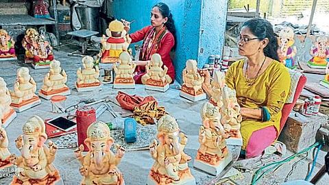 गणपती’ म्हणजे मूर्तिकलेतील आंतरराष्ट्रीय ब्रँड मानला जातो.
