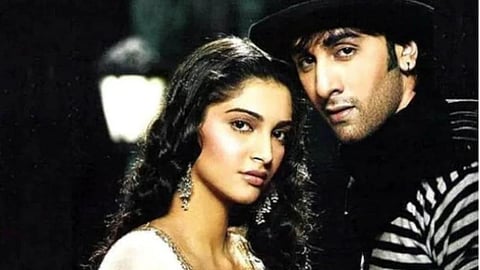 Koffee WIth karan7: Sonam Kapoor Slams Ranbir Kapoor, make fun of 'Brahmastra'