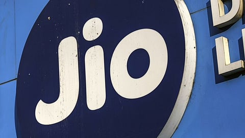 jio independence day offer announced get rs 3000 benefits 75gb extra data check all details