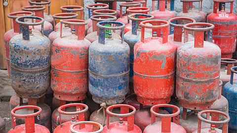 gas cylinder