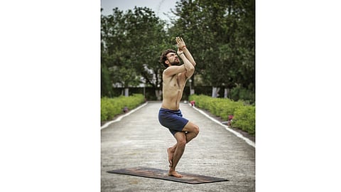Garudasana
