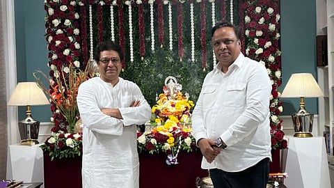 निवडणुकीच्या तोंडावर मनसे भाजपमध्ये खलबतं? शेलारांनी घेतली राज ठाकरेंची भेट