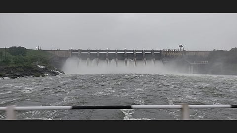 Yeldari Dam water discharge