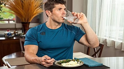 drinking water with meal