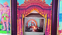 Dhanora: The flame that has been burning continuously for 37 years in the Satpanth temple.