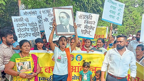 nagpur municipal slum encroachment