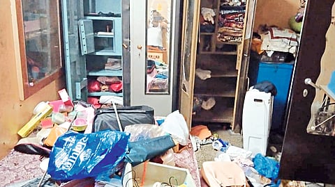 Items looted in a daring midnight burglary by thieves in Parbat Nagar on Malegaon Road.