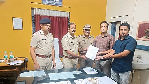 Jalgaon Crime : चोरीस गेलेले 22 लाखांचे दागिने व्यापाऱ्यांना परत; 48 तासांत उकल
