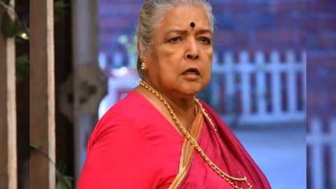 veteran actress Shubha Khote grand entry in thipkyanchi rangoli serial on star pravah