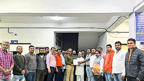 Indiranagar: While giving a statement to Senior Inspector Sanjay Bamble, Ram Singh Rajput, Prasad Auto, Datt Dangwal, Sagar Deshmukh etc.