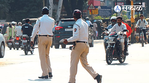 Holi festival 2023 traffic police checked 20000 vehicles mumbai