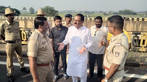 Kolhapur Shiv Sainik Karnataka Police