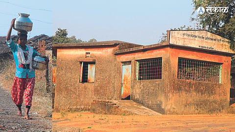 The primary school building in Pimpalsond, Dagpadada, a village near the Gujarat border, has fallen into disrepair. water crisi for drinking water for twelve months.