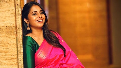 sayali sanjeev shared memories of her first paithani saree