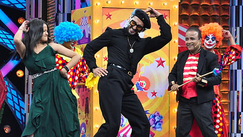 Ranveer Singh in maharashtrachi hasyajatra show on sony marathi with Circus team