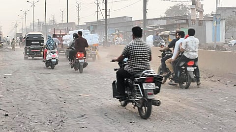A dusty empire on the road between New Bus Stand and Daregaon Chauphuli at Malegaon
