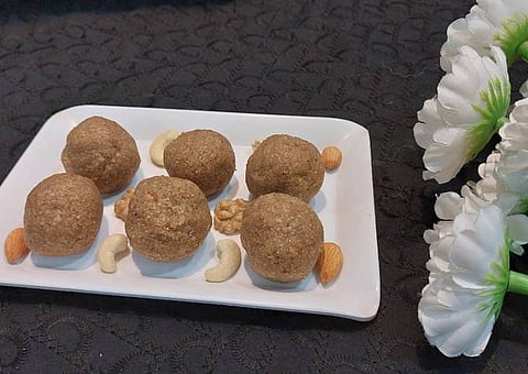 Poli Ladu Recipe