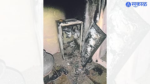 Household goods destroyed in house fire in Gendalal Mill