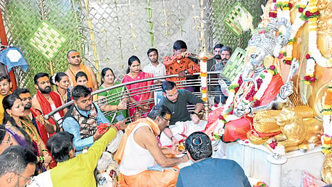 On the occasion of Maghi Ganesh Jayanti, devotees gather at the Ganpati temple here for darshan.