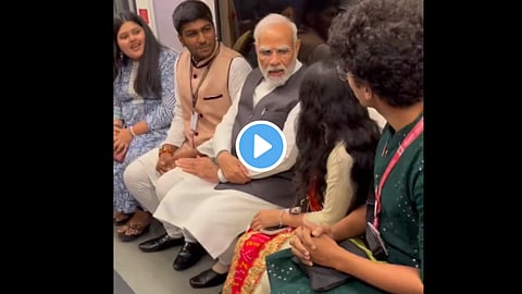 PM Modi interaction with youth students in Mumbai in metro devendra fadanvis shred video